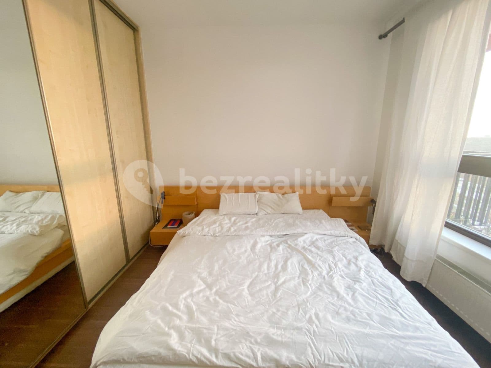 Prenájom bytu 2-izbový 46 m², Jeremiášova, Praha, Praha Prenájom bytu 2-izbový 46 m², Jeremiášova, Praha, Praha