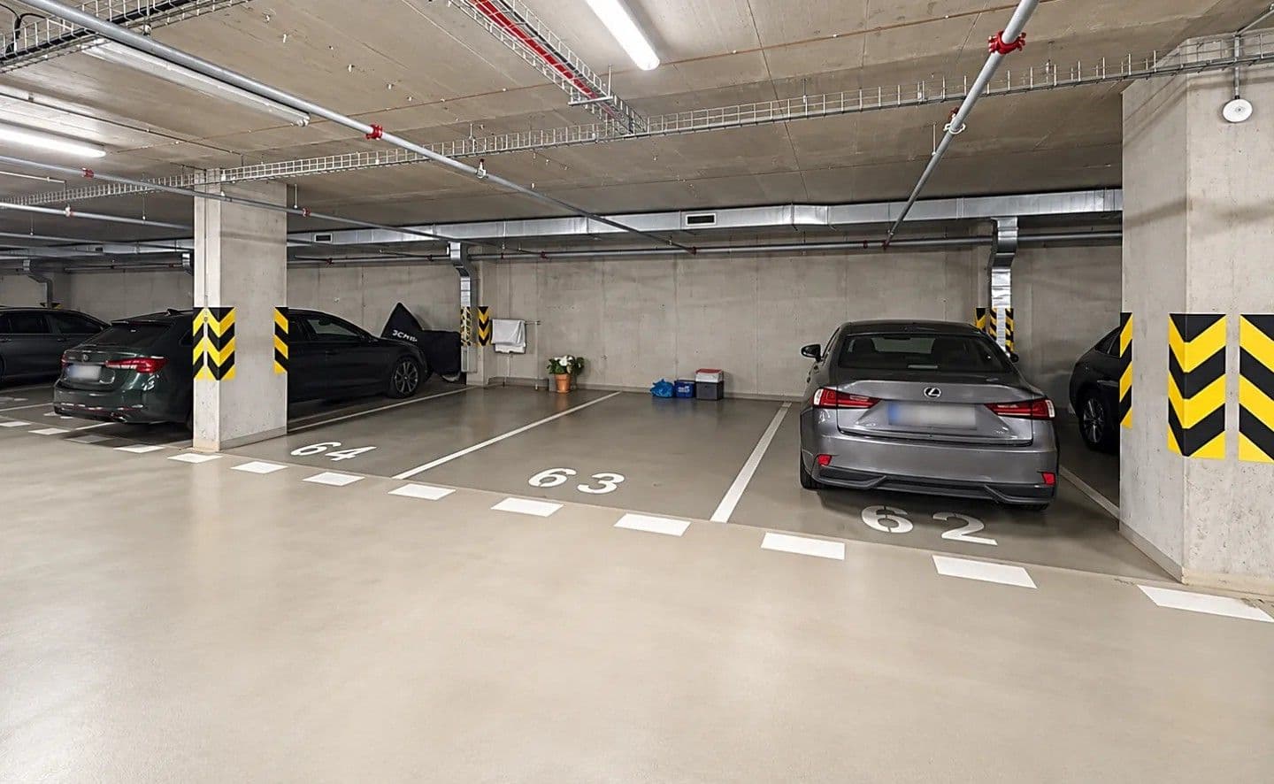 Prenájom bytu 2-izbový 46 m², Jeremiášova, Praha, Praha Prenájom bytu 2-izbový 46 m², Jeremiášova, Praha, Praha