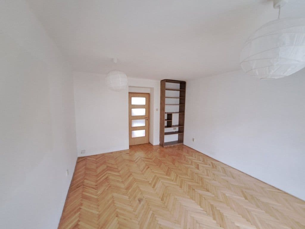 Prenájom bytu 2-izbový 62 m², Bachmačská, Kolín, Středočeský kraj Prenájom bytu 2-izbový 62 m², Bachmačská, Kolín, Středočeský kraj