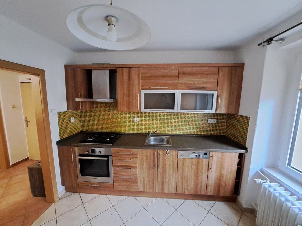 Prenájom bytu 2-izbový 62 m², Bachmačská, Kolín, Středočeský kraj Prenájom bytu 2-izbový 62 m², Bachmačská, Kolín, Středočeský kraj