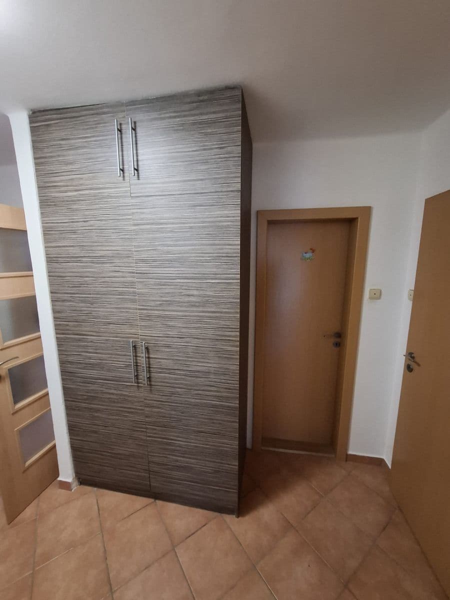 Prenájom bytu 2-izbový 62 m², Bachmačská, Kolín, Středočeský kraj Prenájom bytu 2-izbový 62 m², Bachmačská, Kolín, Středočeský kraj