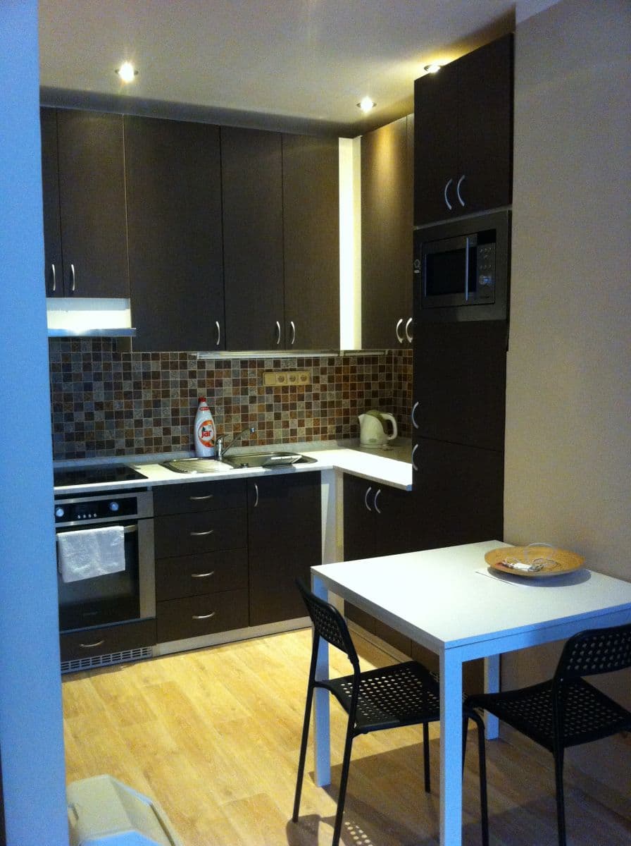 Prenájom bytu 1-izbový 36 m², Patočkova, Praha, Praha Prenájom bytu 1-izbový 36 m², Patočkova, Praha, Praha