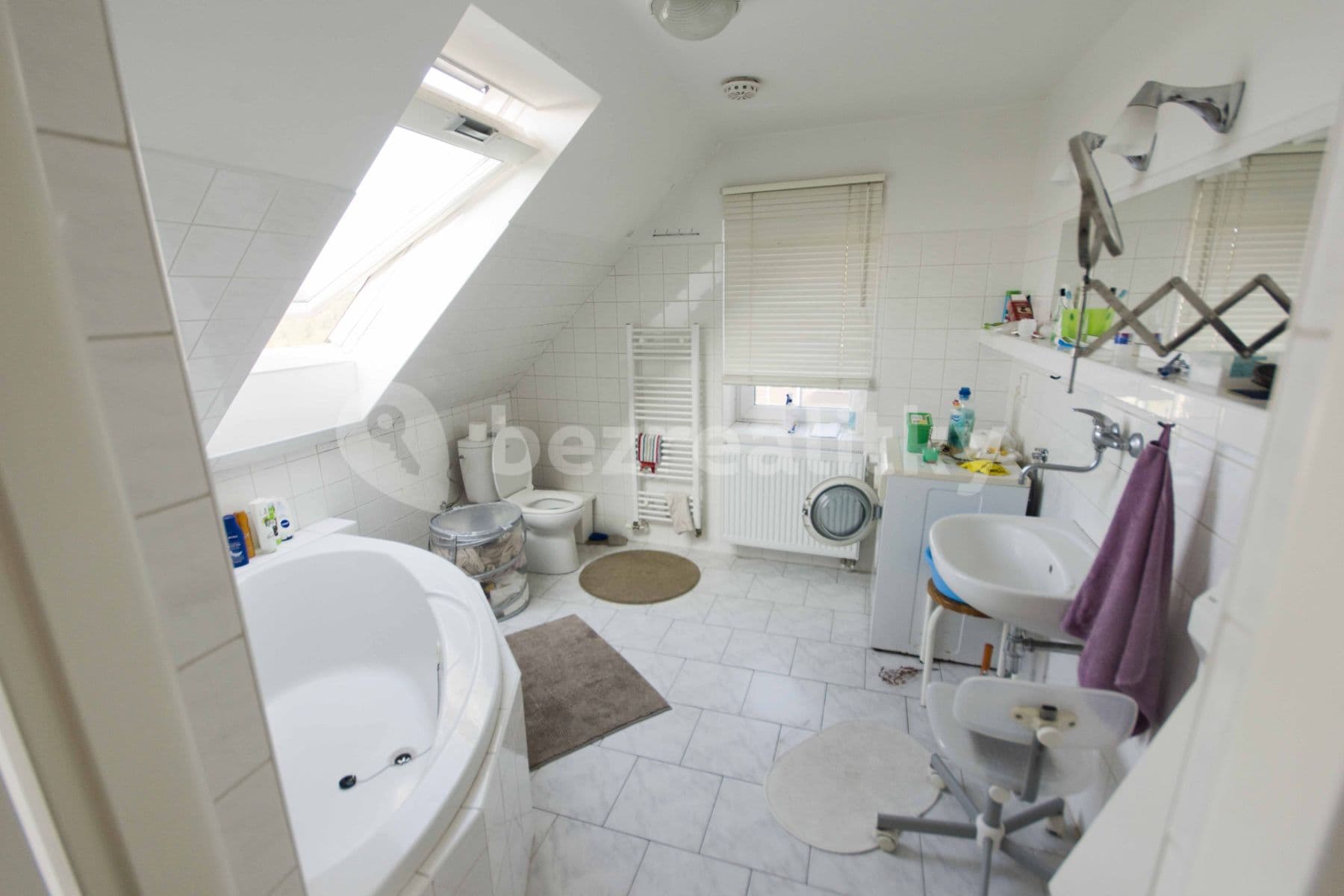 Prenájom domu 129 m², pozemok 300 m², K Prelátům, Praha, Praha Prenájom domu 129 m², pozemok 300 m², K Prelátům, Praha, Praha