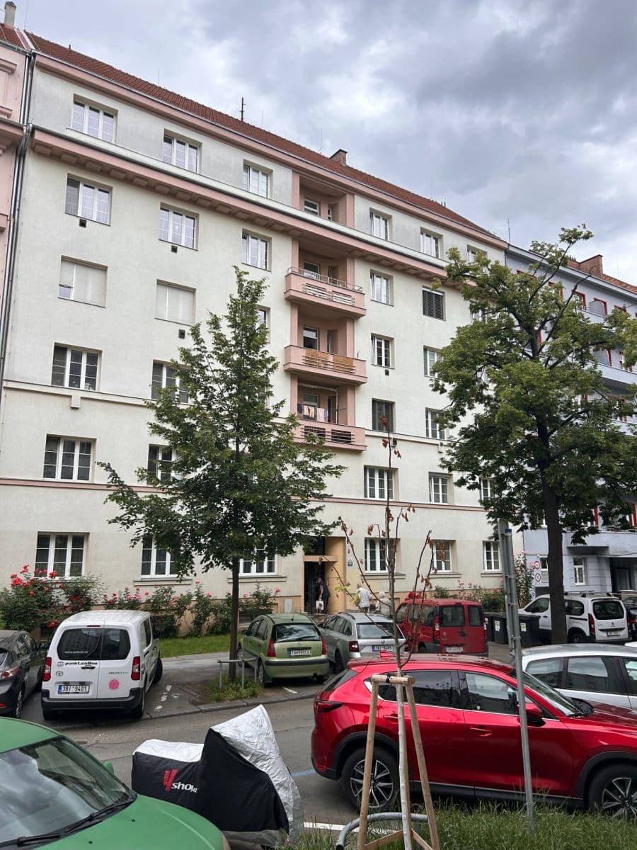 Prenájom bytu 2-izbový 56 m², Botanická, Brno, Jihomoravský kraj Prenájom bytu 2-izbový 56 m², Botanická, Brno, Jihomoravský kraj