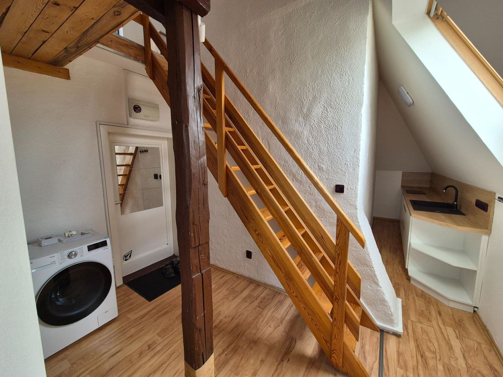 Prenájom bytu 2-izbový 40 m², Podvojná, Ostrava, Moravskoslezský kraj Prenájom bytu 2-izbový 40 m², Podvojná, Ostrava, Moravskoslezský kraj