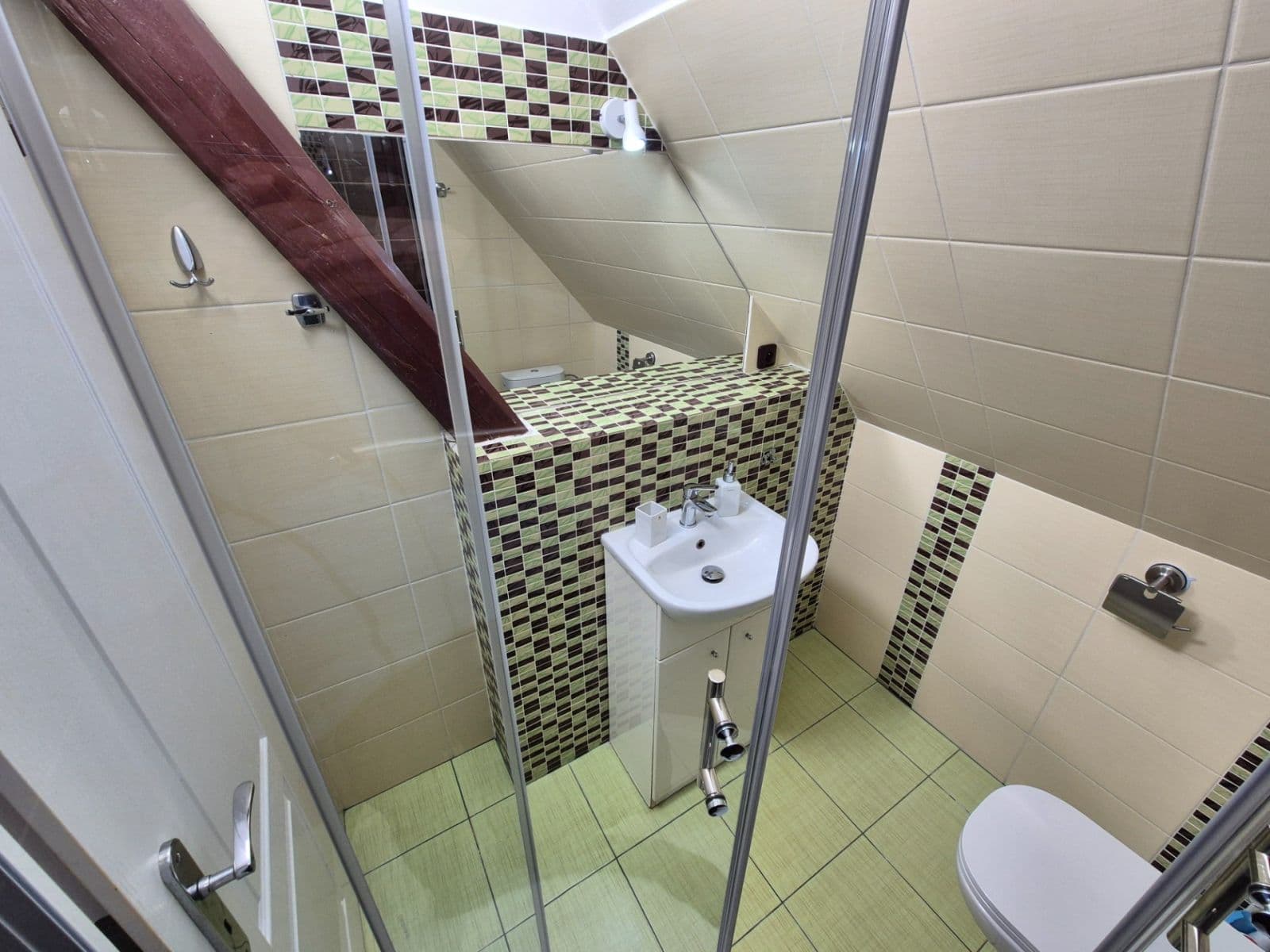 Prenájom bytu 2-izbový 40 m², Podvojná, Ostrava, Moravskoslezský kraj Prenájom bytu 2-izbový 40 m², Podvojná, Ostrava, Moravskoslezský kraj