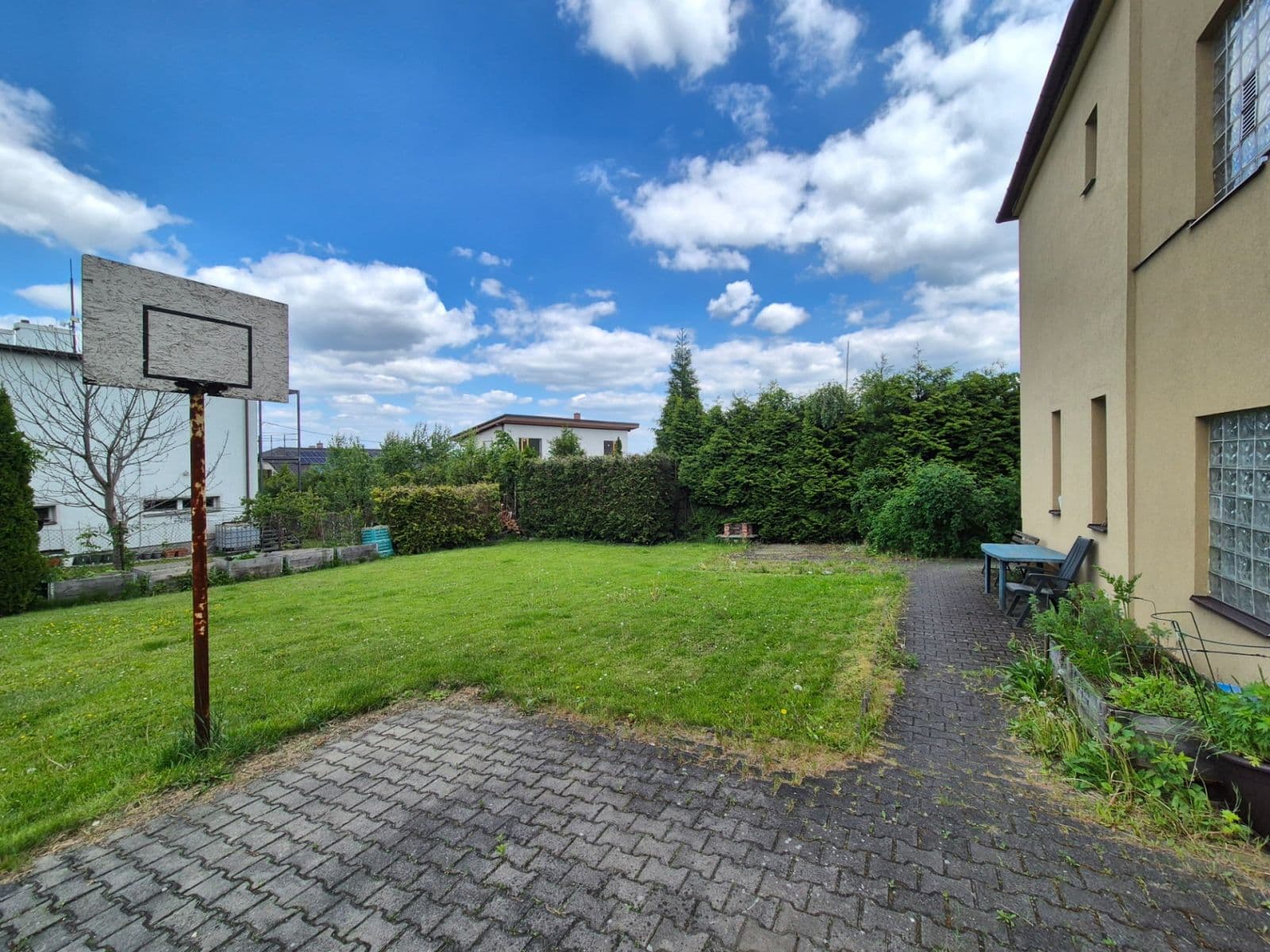 Prenájom bytu 1-izbový 40 m², Podvojná, Ostrava, Moravskoslezský kraj Prenájom bytu 1-izbový 40 m², Podvojná, Ostrava, Moravskoslezský kraj