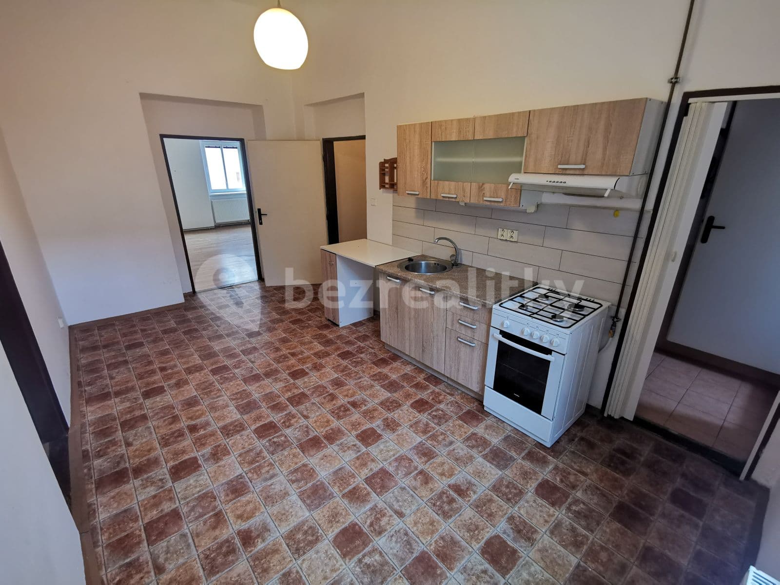 Prenájom bytu 3-izbový 78 m², Horova, Ústí nad Labem, Ústecký kraj Prenájom bytu 3-izbový 78 m², Horova, Ústí nad Labem, Ústecký kraj