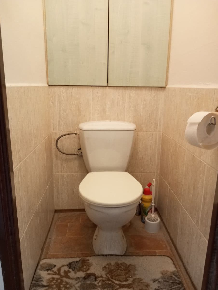 Prenájom bytu 1-izbový 25 m², Jabloňová, Praha, Praha Prenájom bytu 1-izbový 25 m², Jabloňová, Praha, Praha