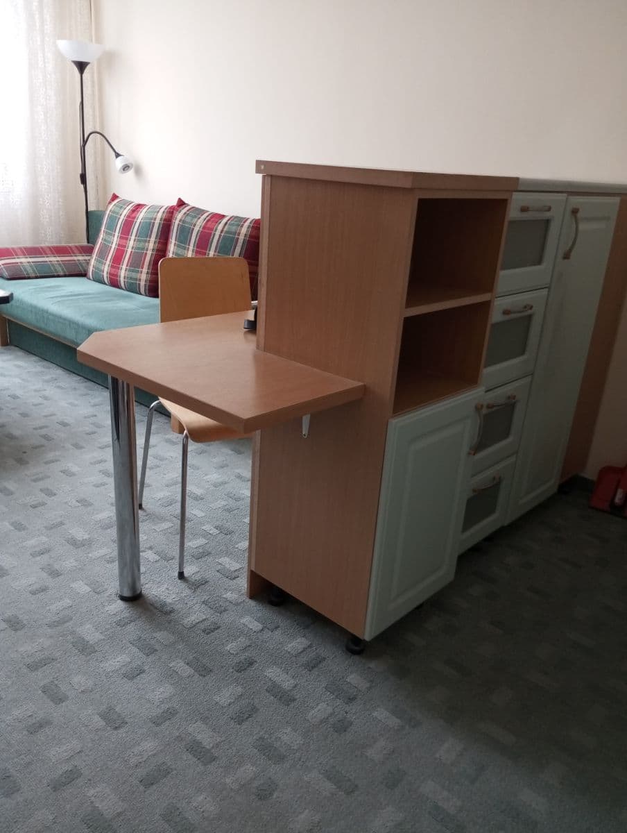 Prenájom bytu 1-izbový 25 m², Jabloňová, Praha, Praha Prenájom bytu 1-izbový 25 m², Jabloňová, Praha, Praha