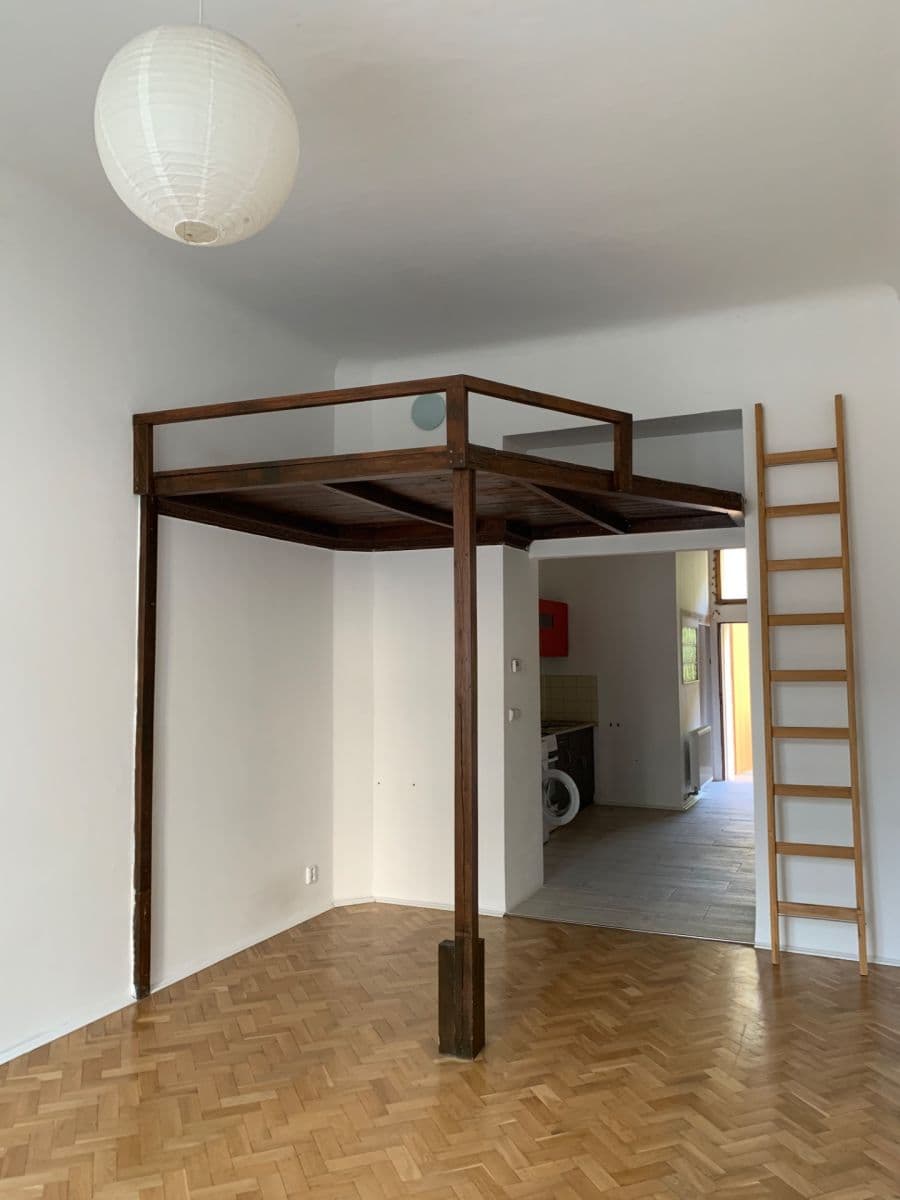 Prenájom bytu 2-izbový 40 m², Husitská, Praha, Praha Prenájom bytu 2-izbový 40 m², Husitská, Praha, Praha