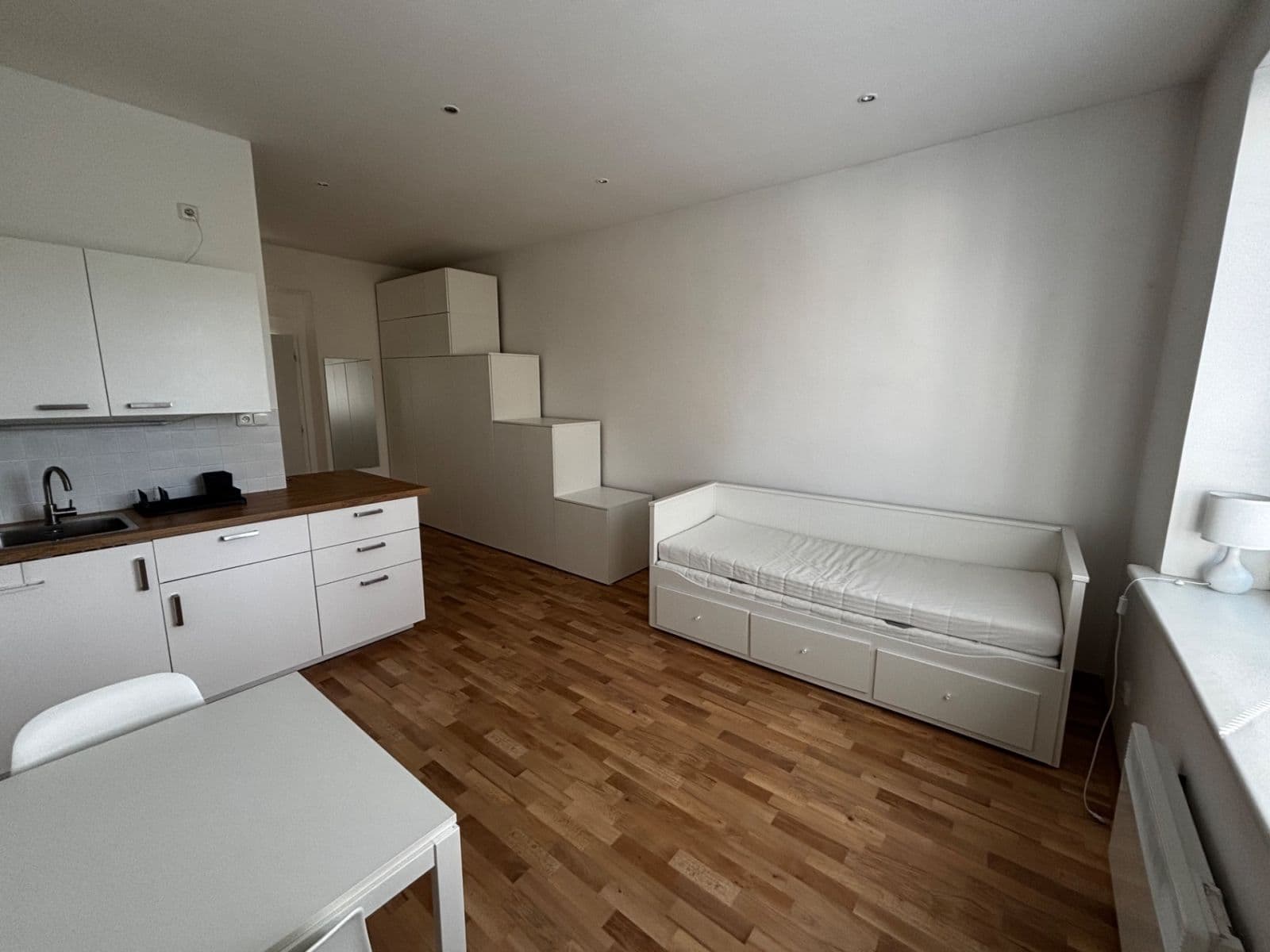 Prenájom bytu Garsoniéra 23 m², V Nových Vokovicích, Praha, Praha Prenájom bytu Garsoniéra 23 m², V Nových Vokovicích, Praha, Praha