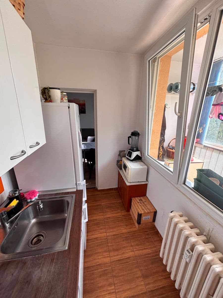 Prenájom bytu 3-izbový 60 m², Harrachovská, Praha, Praha Prenájom bytu 3-izbový 60 m², Harrachovská, Praha, Praha