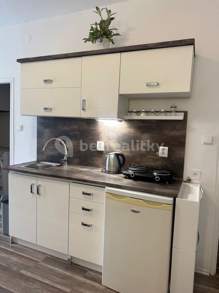Prenájom bytu Garsoniéra 22 m², Zelenečská, Praha, Praha Prenájom bytu Garsoniéra 22 m², Zelenečská, Praha, Praha