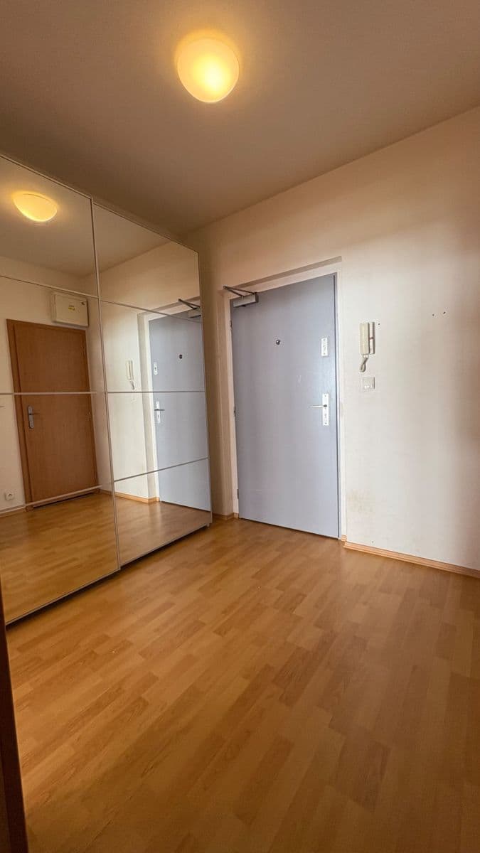 Prenájom bytu 2-izbový 54 m², Na Slatince, Praha, Praha Prenájom bytu 2-izbový 54 m², Na Slatince, Praha, Praha