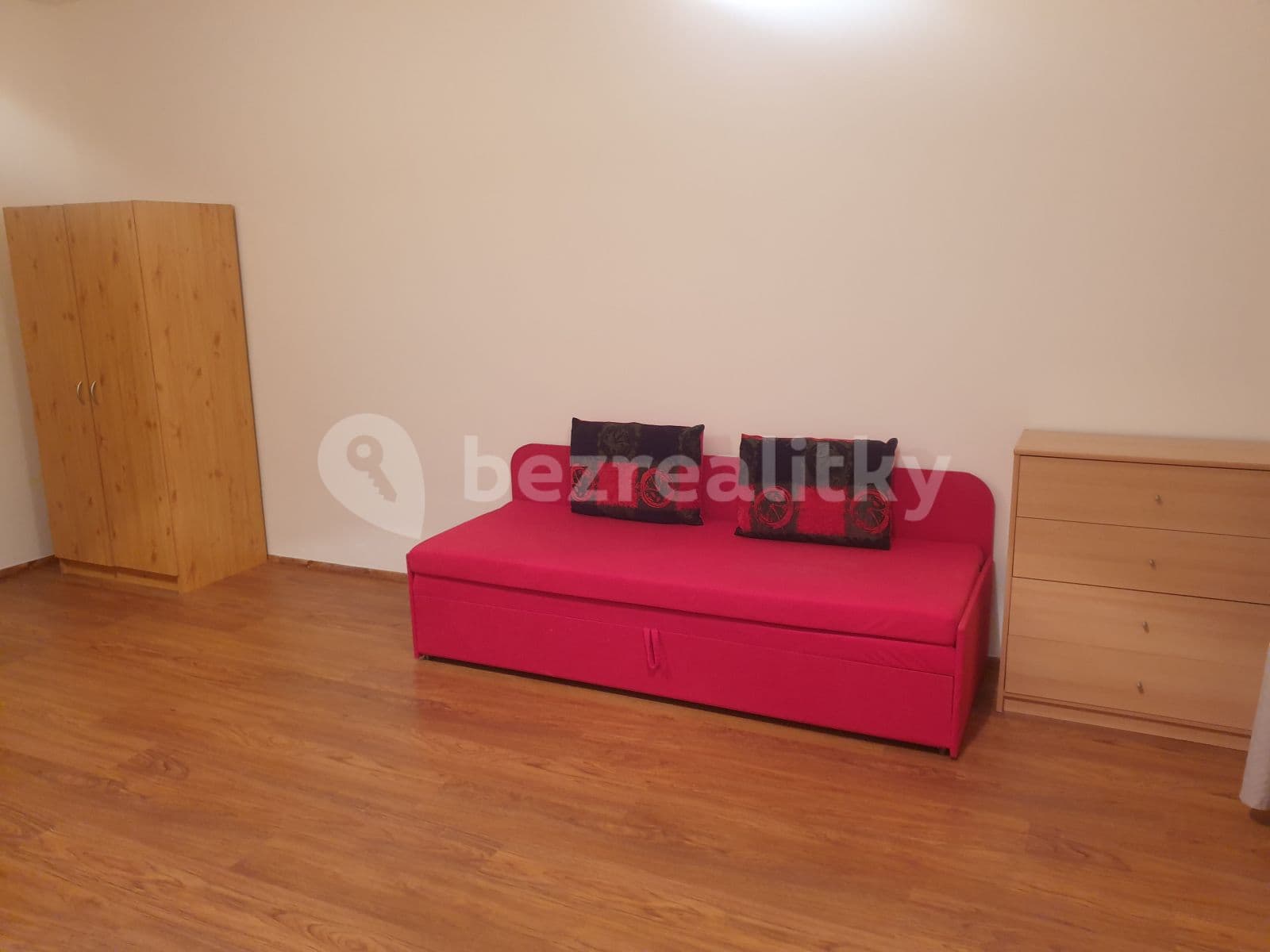 Prenájom bytu 1-izbový 31 m², Svitákova, Praha, Praha Prenájom bytu 1-izbový 31 m², Svitákova, Praha, Praha