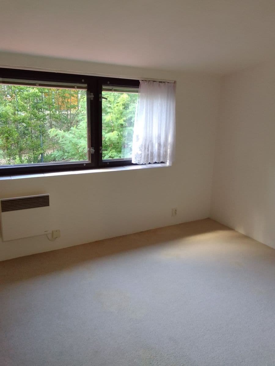 Prenájom bytu 2-izbový 56 m², Jedlová, Černošice, Středočeský kraj Prenájom bytu 2-izbový 56 m², Jedlová, Černošice, Středočeský kraj