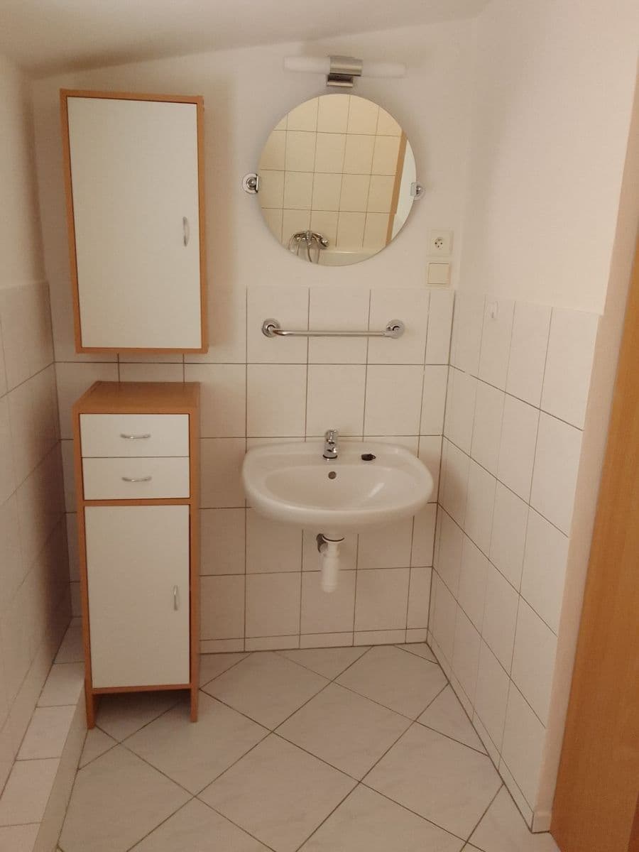 Prenájom bytu 2-izbový 56 m², Jedlová, Černošice, Středočeský kraj Prenájom bytu 2-izbový 56 m², Jedlová, Černošice, Středočeský kraj