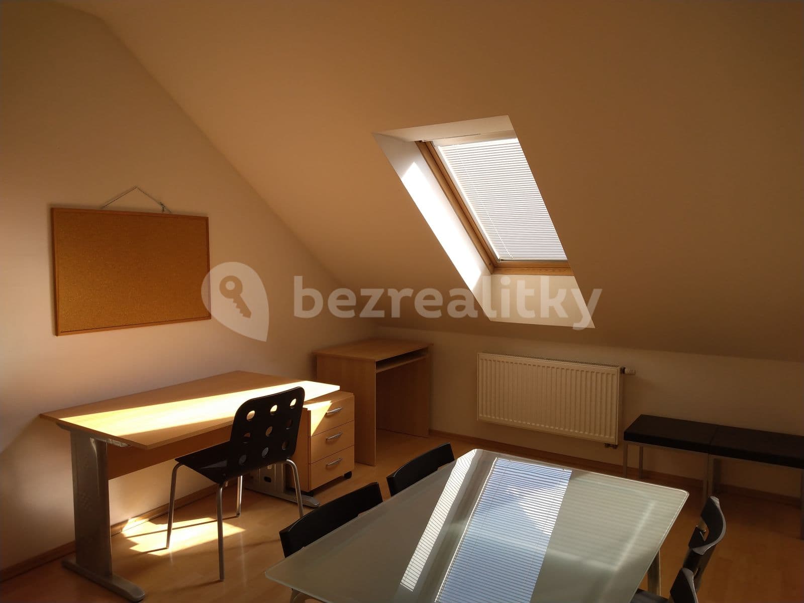 Prenájom bytu 4-izbový 120 m², Bělohorská, Brno, Jihomoravský kraj Prenájom bytu 4-izbový 120 m², Bělohorská, Brno, Jihomoravský kraj