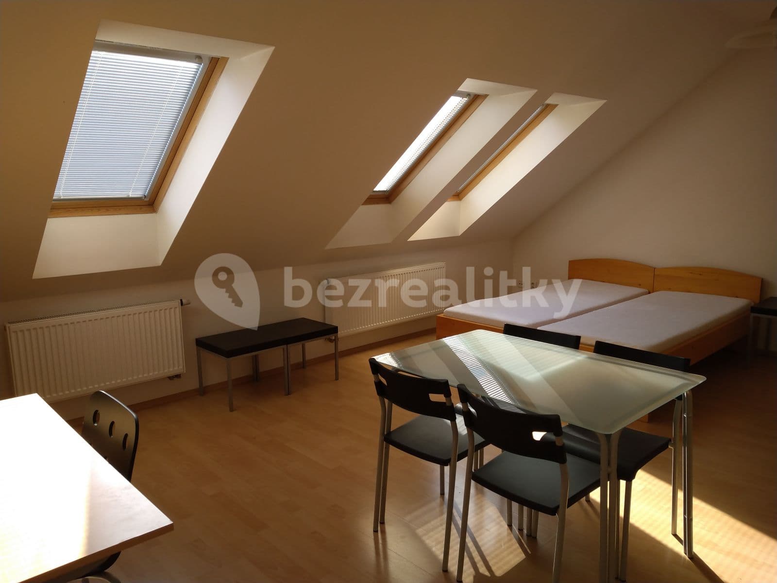 Prenájom bytu 4-izbový 120 m², Bělohorská, Brno, Jihomoravský kraj Prenájom bytu 4-izbový 120 m², Bělohorská, Brno, Jihomoravský kraj