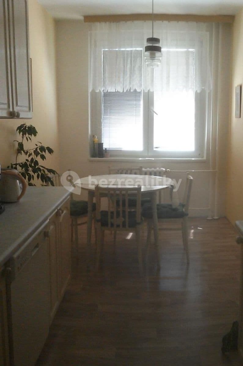 Prenájom bytu 4-izbový 83 m², Koniklecová, Brno, Jihomoravský kraj Prenájom bytu 4-izbový 83 m², Koniklecová, Brno, Jihomoravský kraj