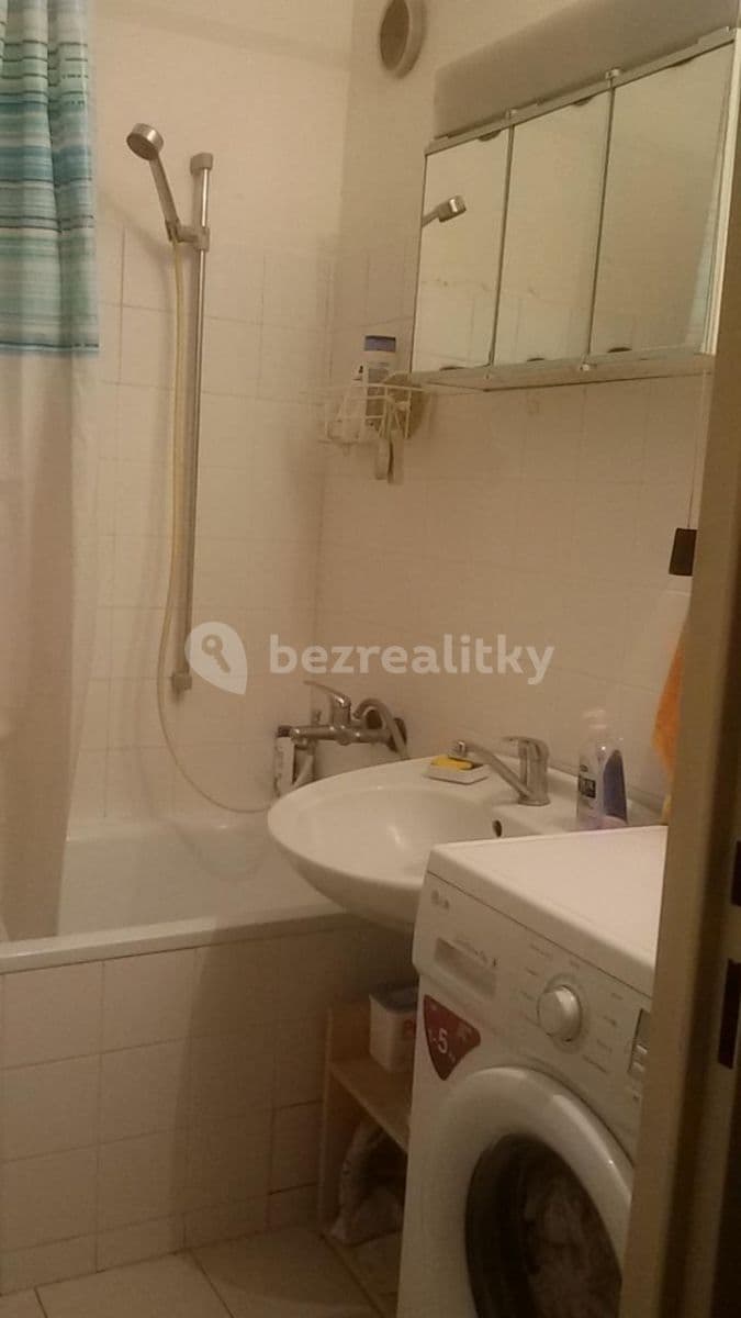 Prenájom bytu 4-izbový 83 m², Koniklecová, Brno, Jihomoravský kraj Prenájom bytu 4-izbový 83 m², Koniklecová, Brno, Jihomoravský kraj