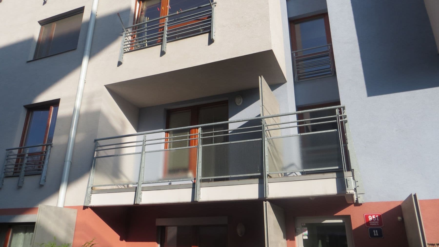 Prenájom bytu 1-izbový 32 m², Jana Přibíka, Praha, Praha Prenájom bytu 1-izbový 32 m², Jana Přibíka, Praha, Praha
