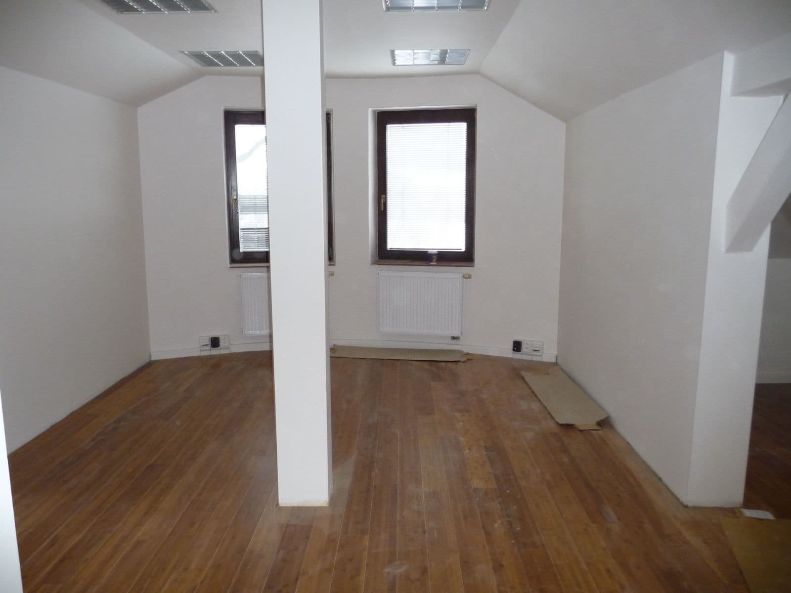 Prenájom kancelárie 85 m², Čerčanská, Praha, Praha Prenájom kancelárie 85 m², Čerčanská, Praha, Praha