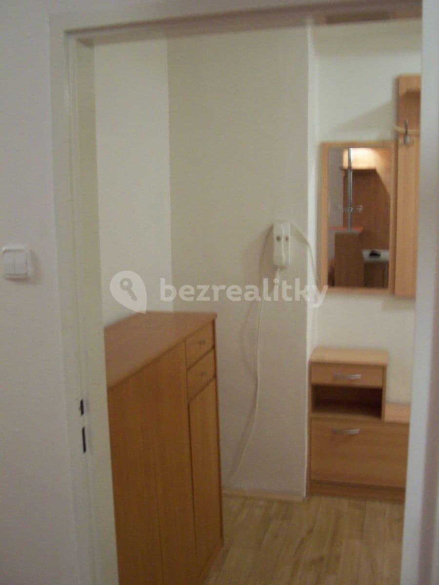 Prenájom bytu 1-izbový 36 m², Gruzínská, Praha, Praha Prenájom bytu 1-izbový 36 m², Gruzínská, Praha, Praha