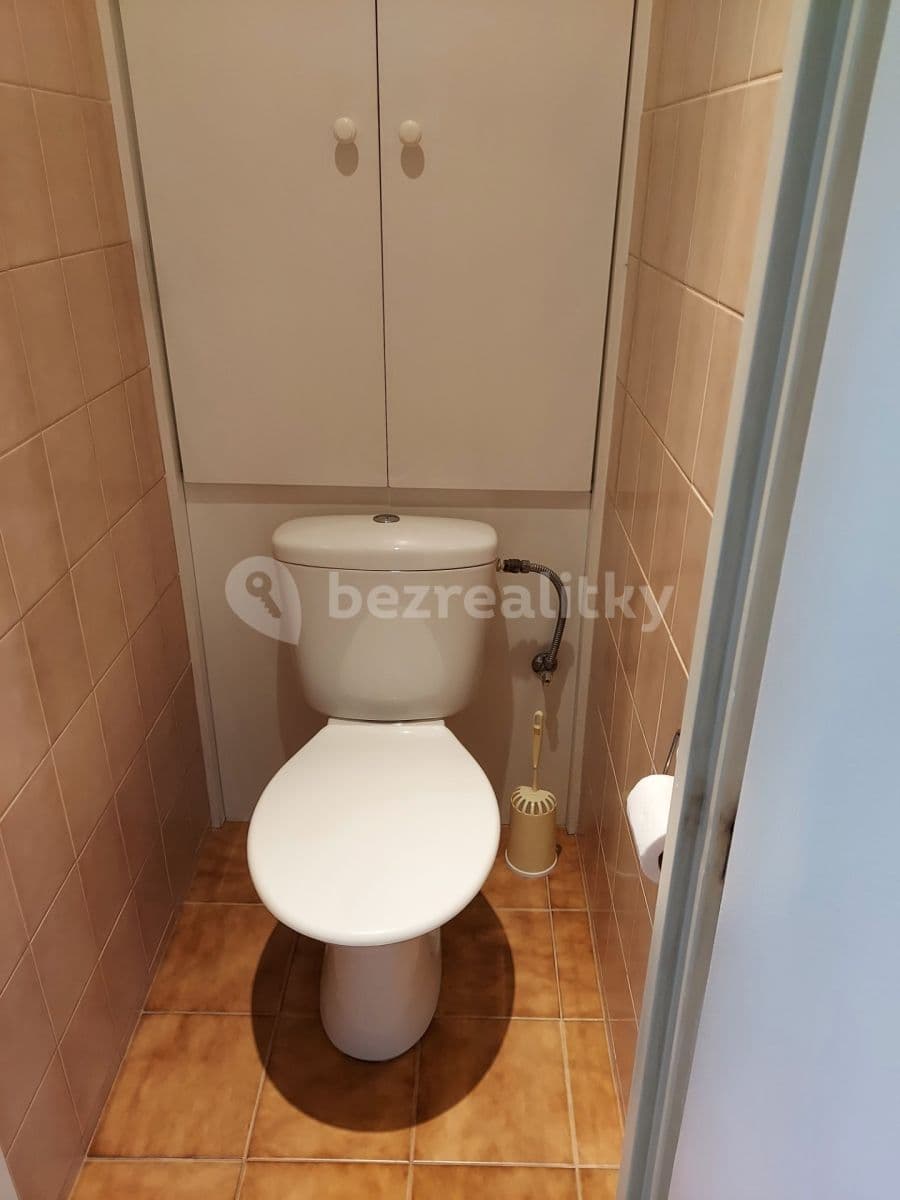 Prenájom bytu Garsoniéra 27 m², Nad lesním divadlem, Praha, Praha Prenájom bytu Garsoniéra 27 m², Nad lesním divadlem, Praha, Praha