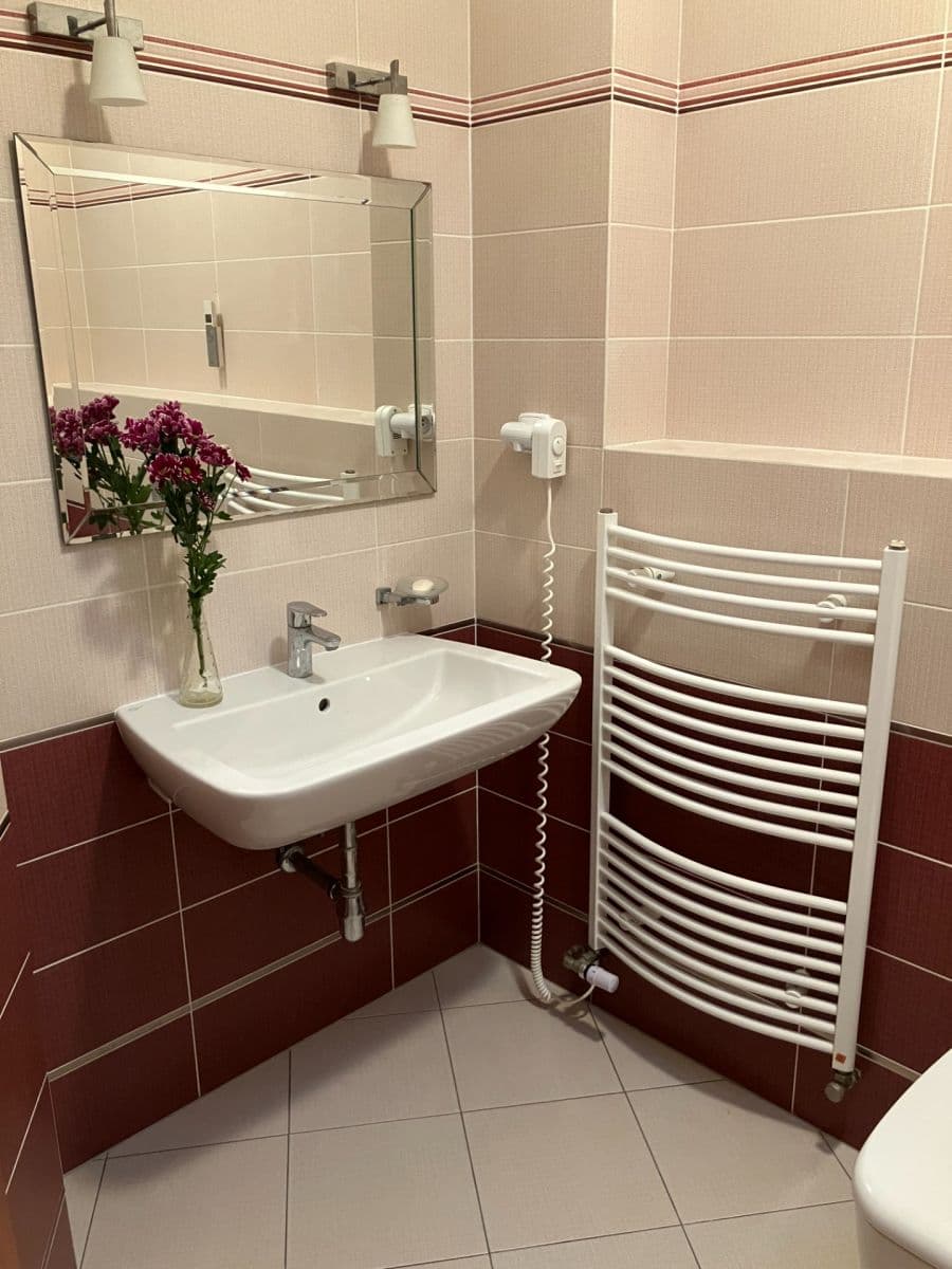 Prenájom domu 286 m², pozemek 447 m², Habrová, Horoměřice, Středočeský kraj Prenájom domu 286 m², pozemek 447 m², Habrová, Horoměřice, Středočeský kraj