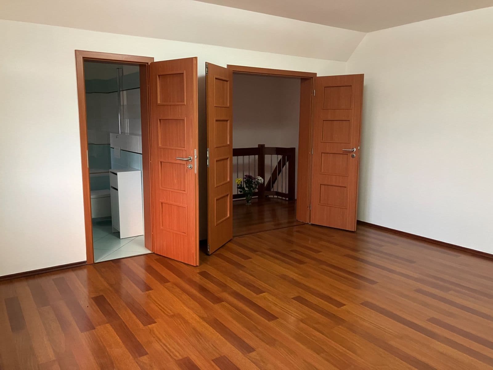 Prenájom domu 286 m², pozemek 447 m², Habrová, Horoměřice, Středočeský kraj Prenájom domu 286 m², pozemek 447 m², Habrová, Horoměřice, Středočeský kraj