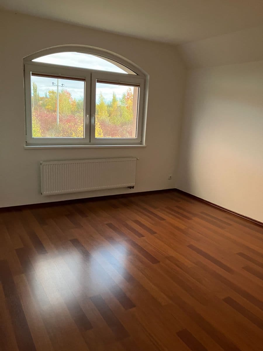 Prenájom domu 286 m², pozemek 447 m², Habrová, Horoměřice, Středočeský kraj Prenájom domu 286 m², pozemek 447 m², Habrová, Horoměřice, Středočeský kraj