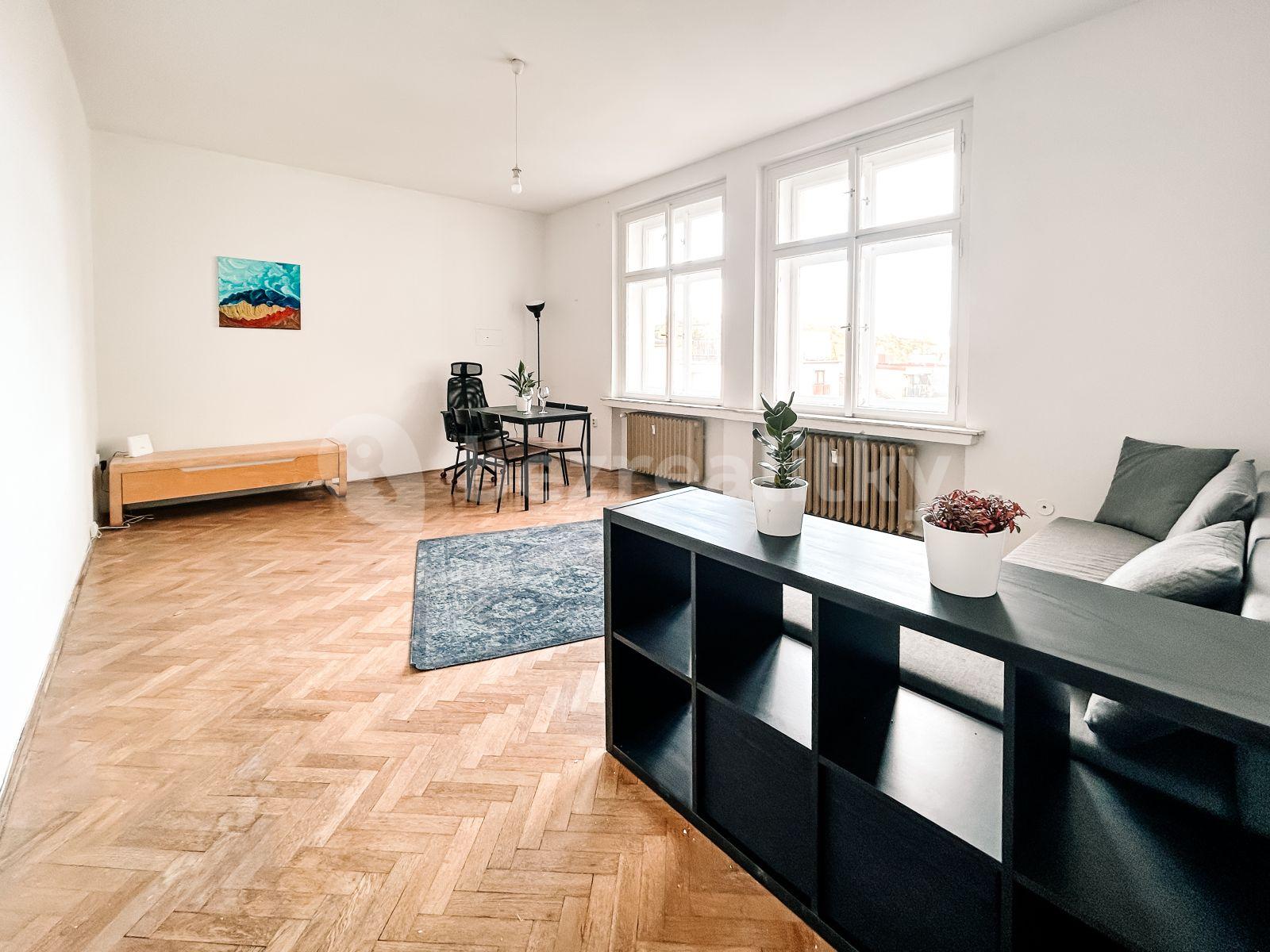 Prenájom bytu 2-izbový 58 m², Husinecká, Praha, Praha