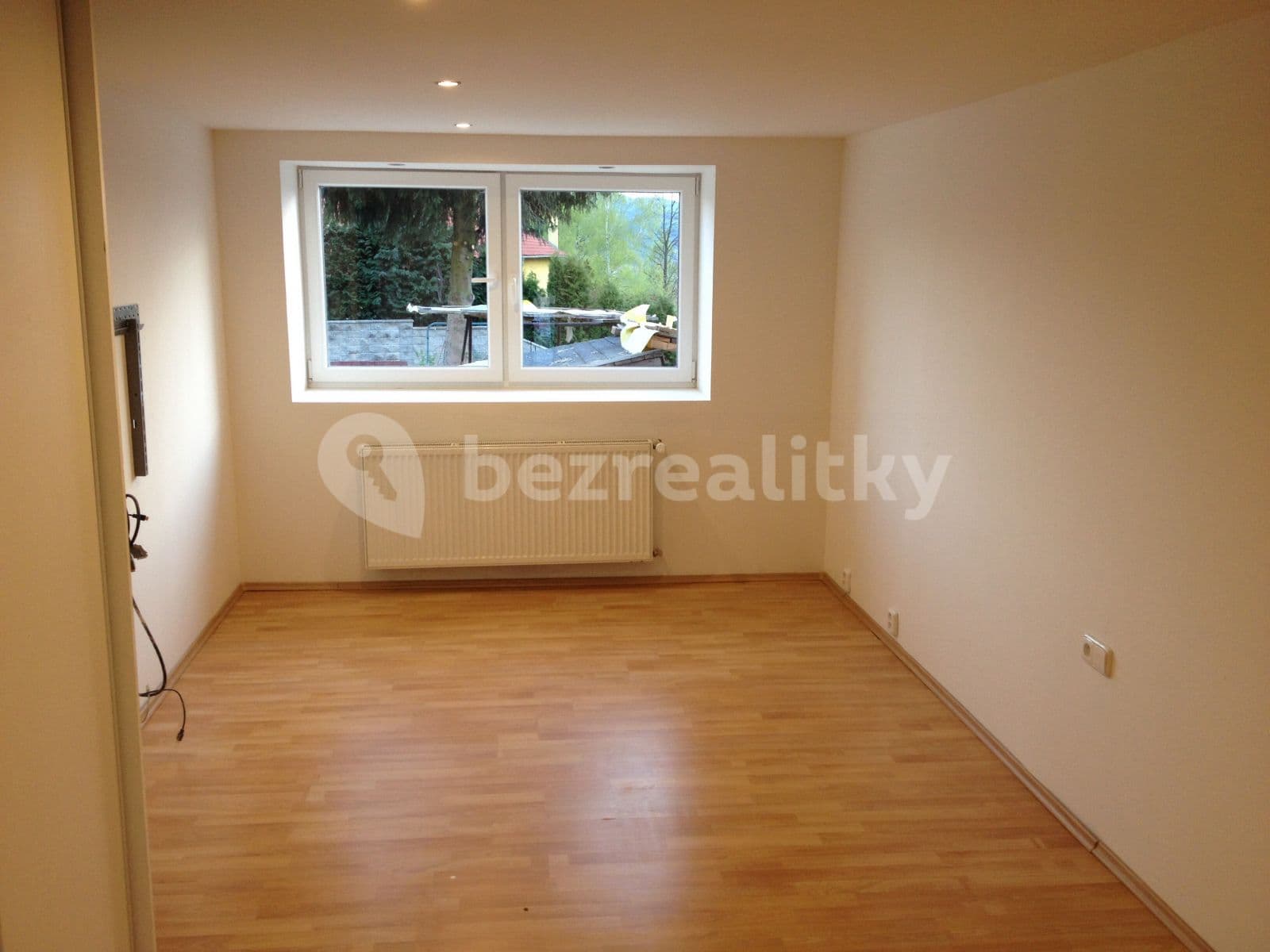 Prenájom bytu 2-izbový 70 m², Frýdlantská, Chrastava, Liberecký kraj Prenájom bytu 2-izbový 70 m², Frýdlantská, Chrastava, Liberecký kraj