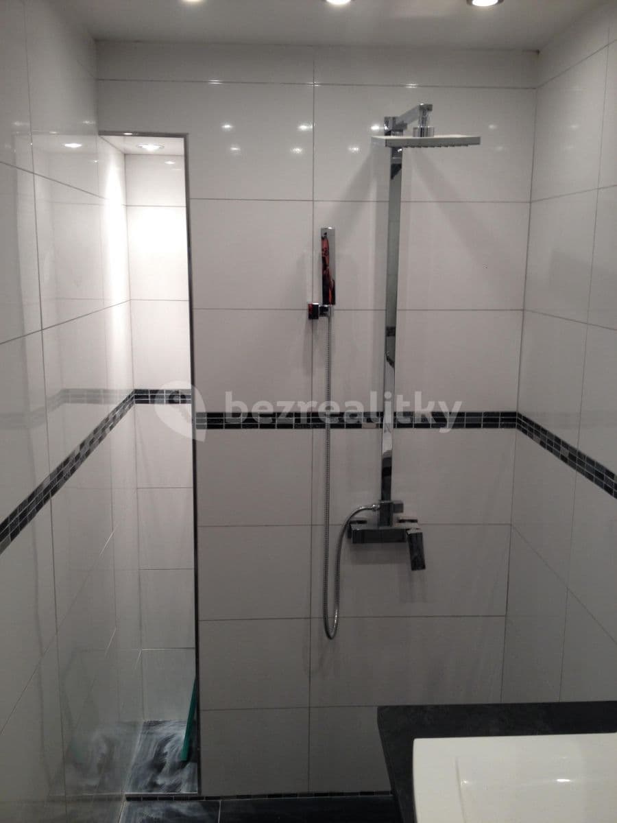 Prenájom bytu 2-izbový 70 m², Frýdlantská, Chrastava, Liberecký kraj Prenájom bytu 2-izbový 70 m², Frýdlantská, Chrastava, Liberecký kraj