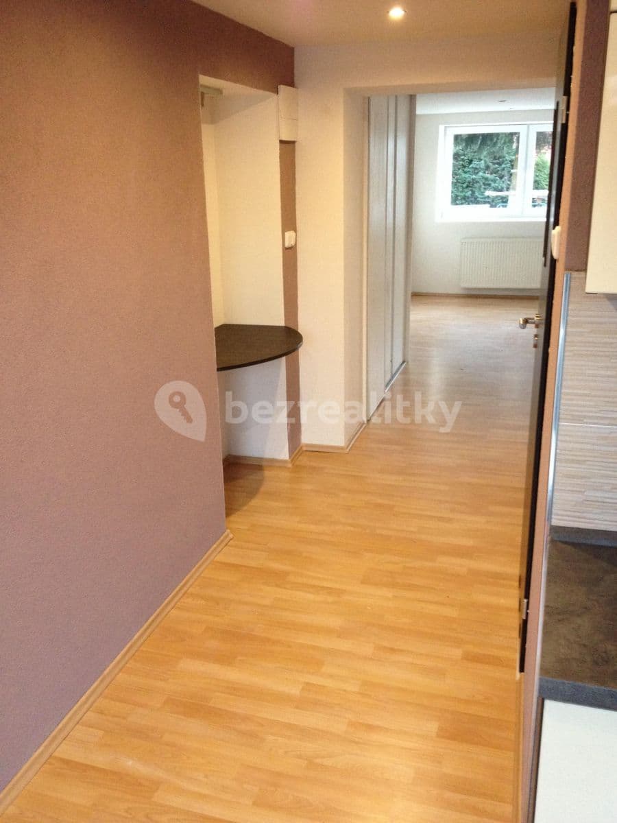 Prenájom bytu 2-izbový 70 m², Frýdlantská, Chrastava, Liberecký kraj Prenájom bytu 2-izbový 70 m², Frýdlantská, Chrastava, Liberecký kraj