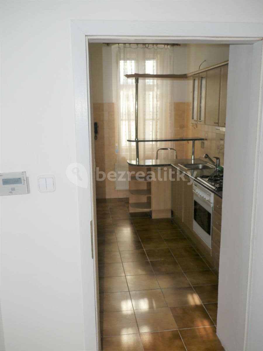 Prenájom bytu 1-izbový 37 m², Roháčova, Praha, Praha Prenájom bytu 1-izbový 37 m², Roháčova, Praha, Praha