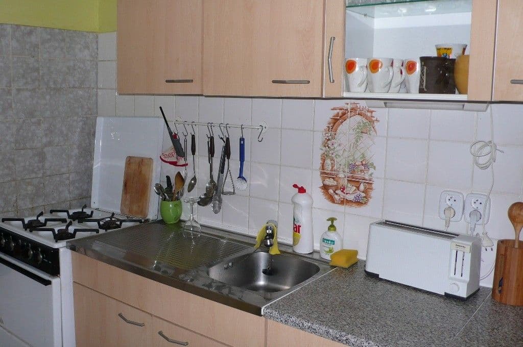 Prenájom bytu 1-izbový 34 m², Ke Krči , Praha, Praha Prenájom bytu 1-izbový 34 m², Ke Krči , Praha, Praha