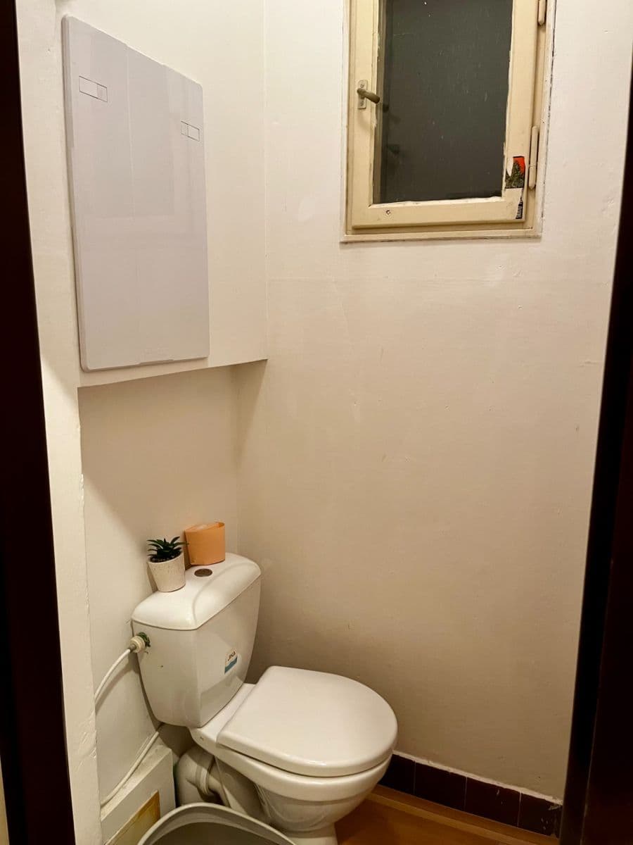 Prenájom bytu 1-izbový 22 m², Sakařova, Pardubice, Pardubický kraj Prenájom bytu 1-izbový 22 m², Sakařova, Pardubice, Pardubický kraj