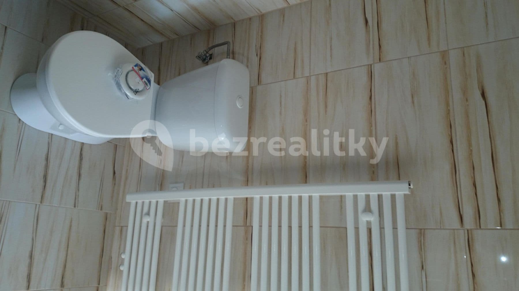 Prenájom bytu 1-izbový 30 m², Korálková, Jablonec nad Nisou, Liberecký kraj Prenájom bytu 1-izbový 30 m², Korálková, Jablonec nad Nisou, Liberecký kraj