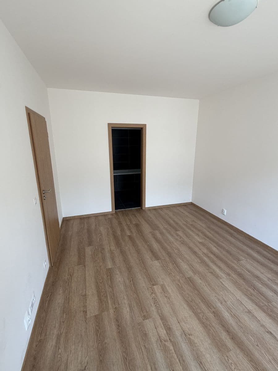 Prenájom bytu 2-izbový 52 m², Kurta Konráda, Praha, Praha Prenájom bytu 2-izbový 52 m², Kurta Konráda, Praha, Praha