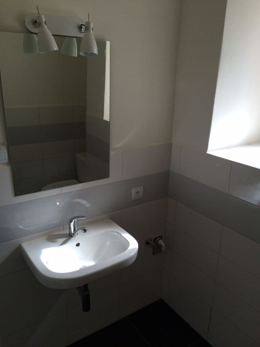 Prenájom bytu 2-izbový 56 m², Písečná, Cheb, Karlovarský kraj Prenájom bytu 2-izbový 56 m², Písečná, Cheb, Karlovarský kraj