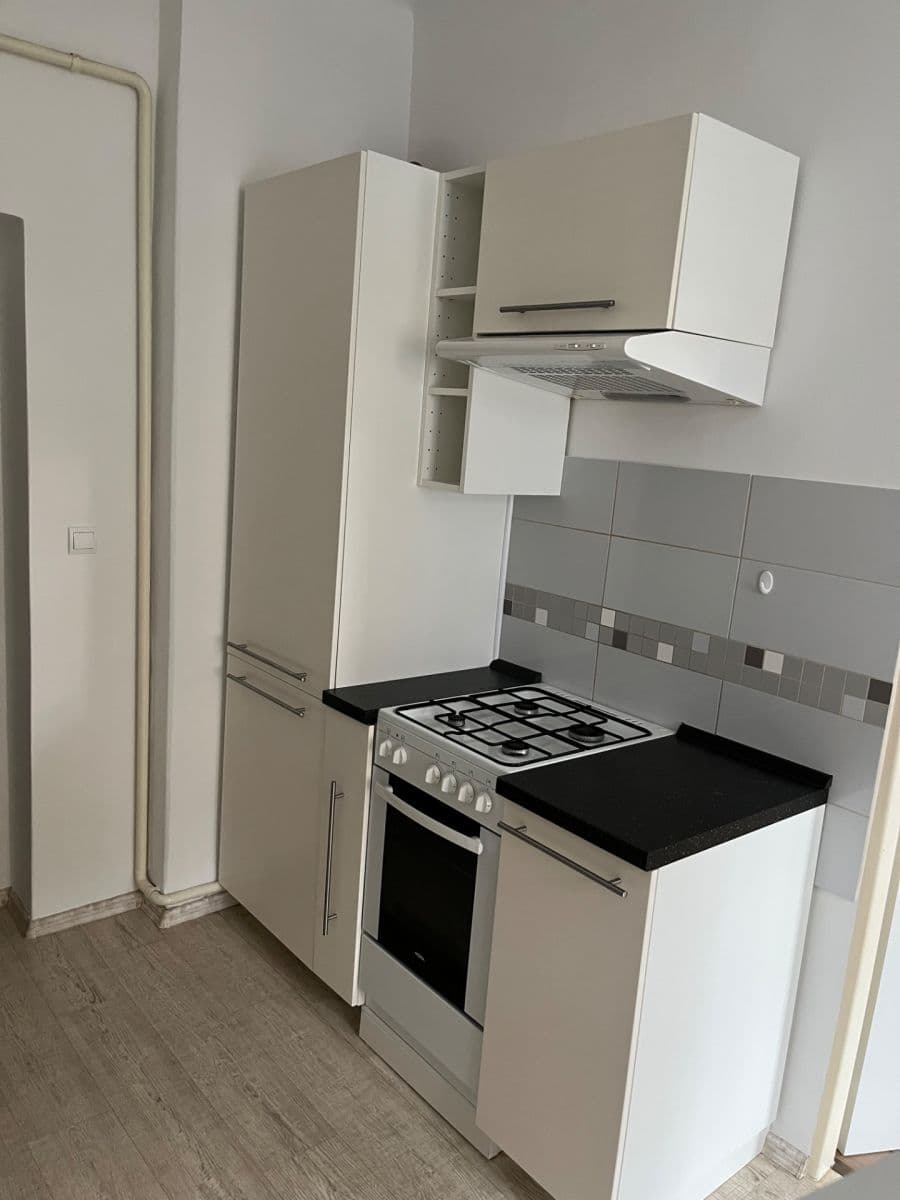 Prenájom bytu 2-izbový 56 m², Písečná, Cheb, Karlovarský kraj Prenájom bytu 2-izbový 56 m², Písečná, Cheb, Karlovarský kraj