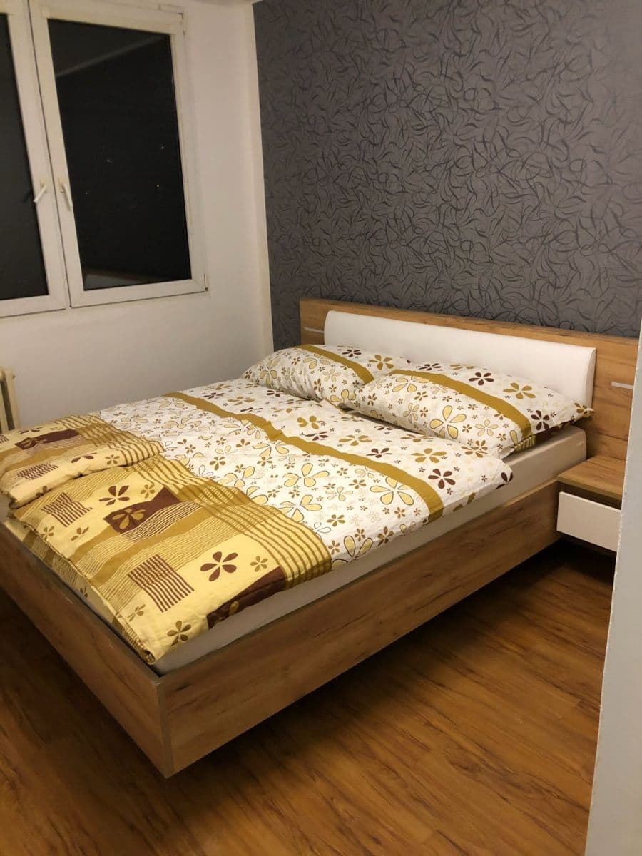 Prenájom bytu 2-izbový 41 m², Makovského, Praha, Praha Prenájom bytu 2-izbový 41 m², Makovského, Praha, Praha