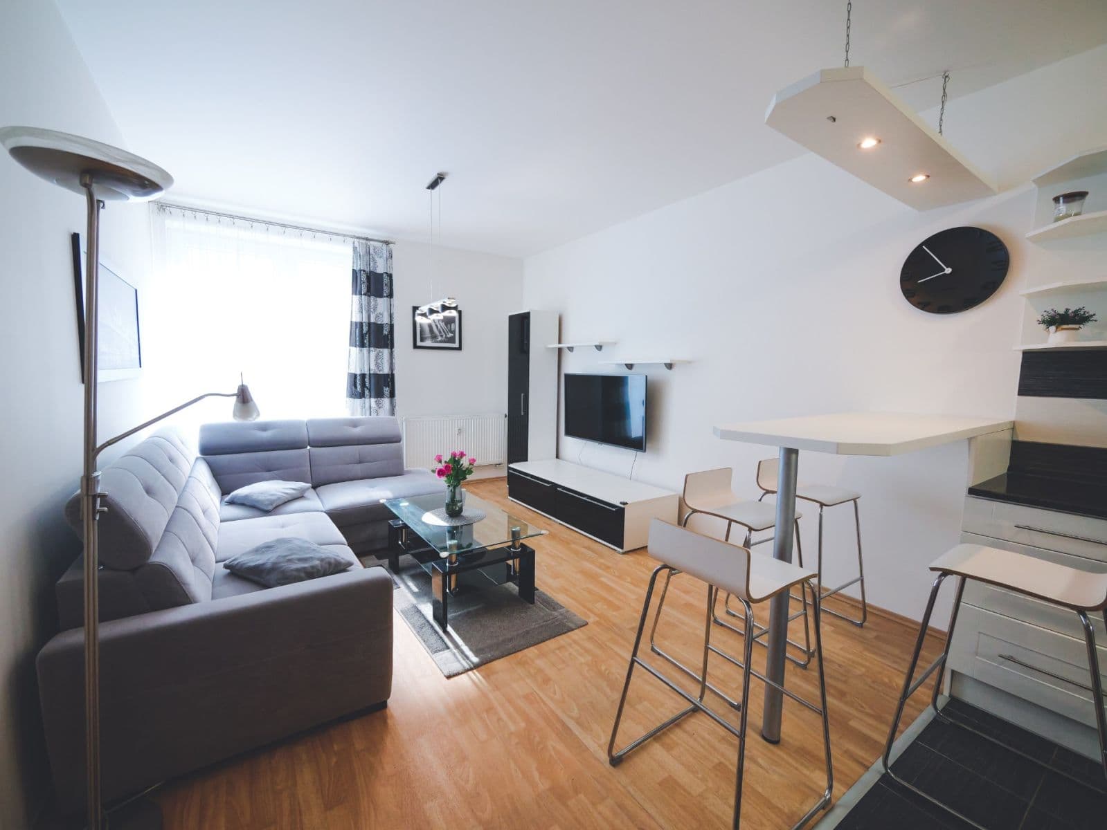 Prenájom bytu 2-izbový 53 m², Mariánská, Praha, Praha Prenájom bytu 2-izbový 53 m², Mariánská, Praha, Praha