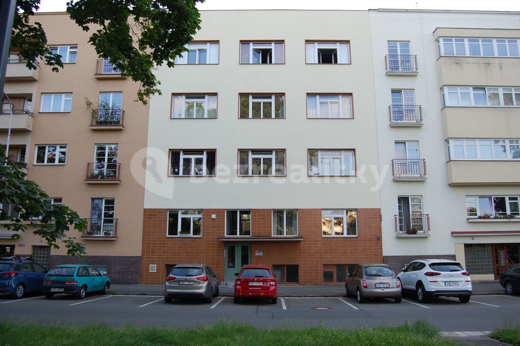 Prenájom bytu 2-izbový 73 m², Smetanovo nábřeží, Hradec Králové, Královéhradecký kraj Prenájom bytu 2-izbový 73 m², Smetanovo nábřeží, Hradec Králové, Královéhradecký kraj