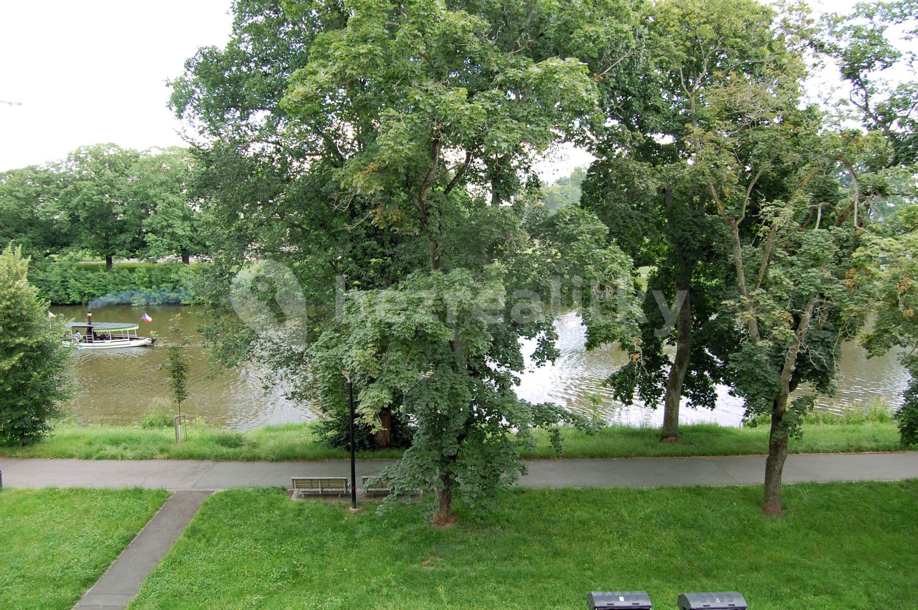 Prenájom bytu 2-izbový 73 m², Smetanovo nábřeží, Hradec Králové, Královéhradecký kraj Prenájom bytu 2-izbový 73 m², Smetanovo nábřeží, Hradec Králové, Královéhradecký kraj
