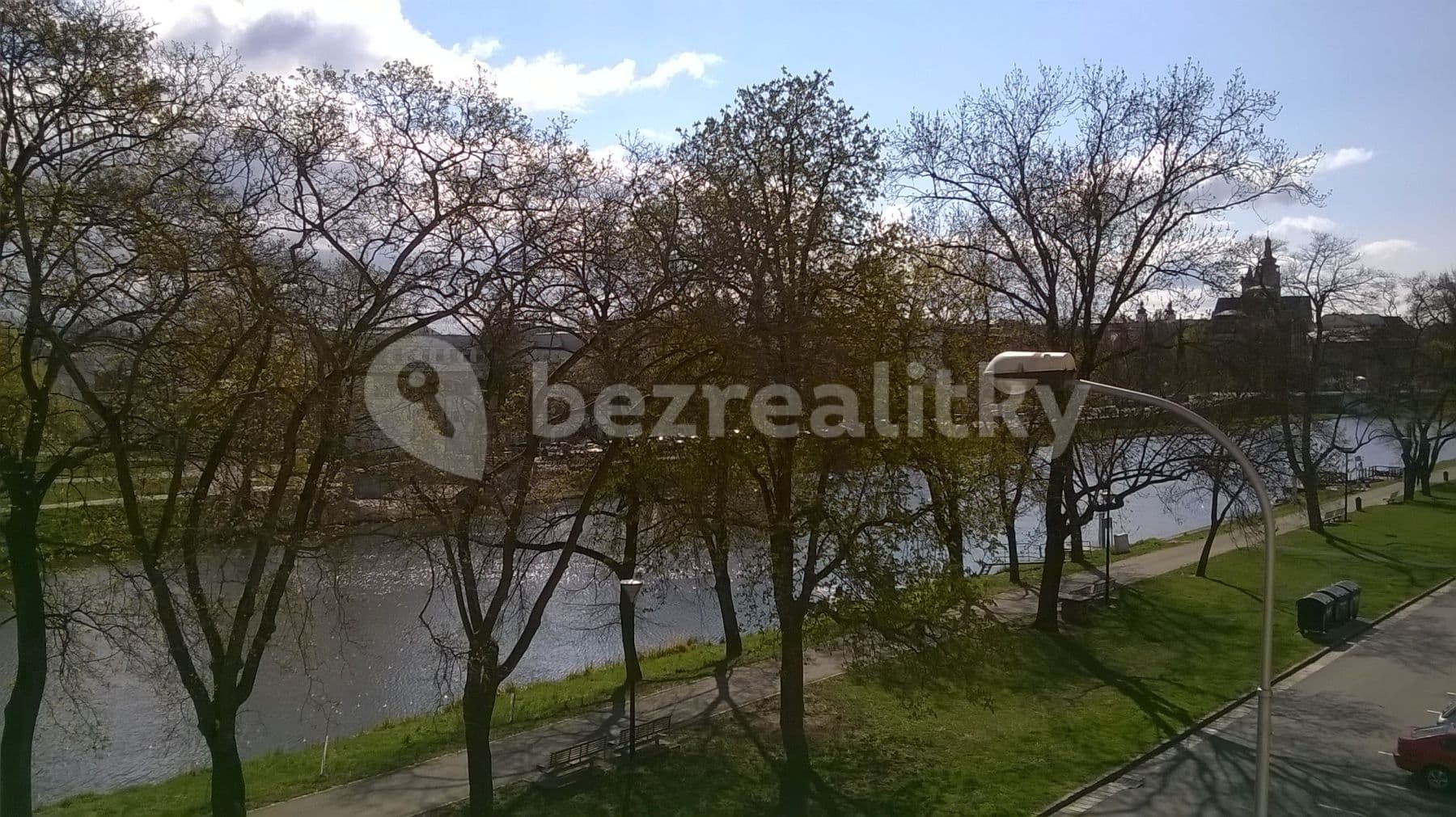 Prenájom bytu 2-izbový 73 m², Smetanovo nábřeží, Hradec Králové, Královéhradecký kraj Prenájom bytu 2-izbový 73 m², Smetanovo nábřeží, Hradec Králové, Královéhradecký kraj