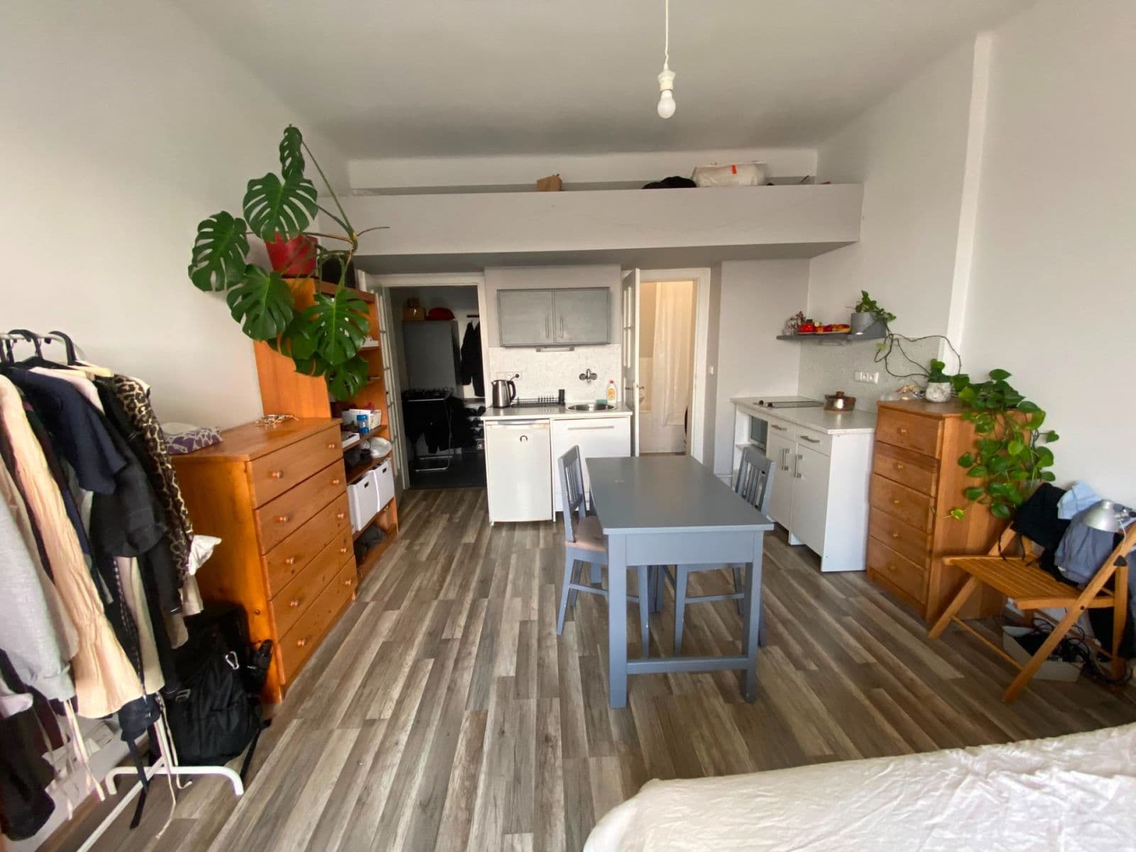 Prenájom bytu 1-izbový 28 m², Šlikova, Praha, Praha Prenájom bytu 1-izbový 28 m², Šlikova, Praha, Praha